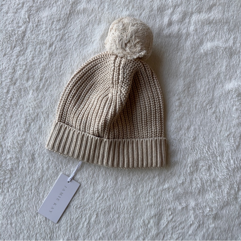 Jamie kay pompom hat